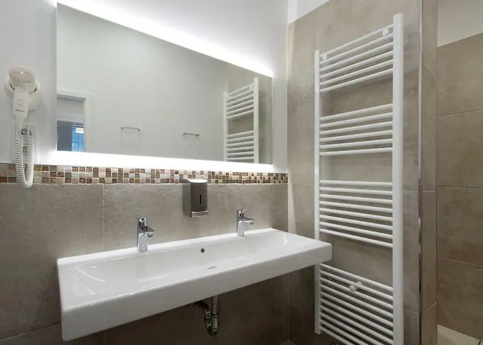 法米连斯迪欧27号公寓